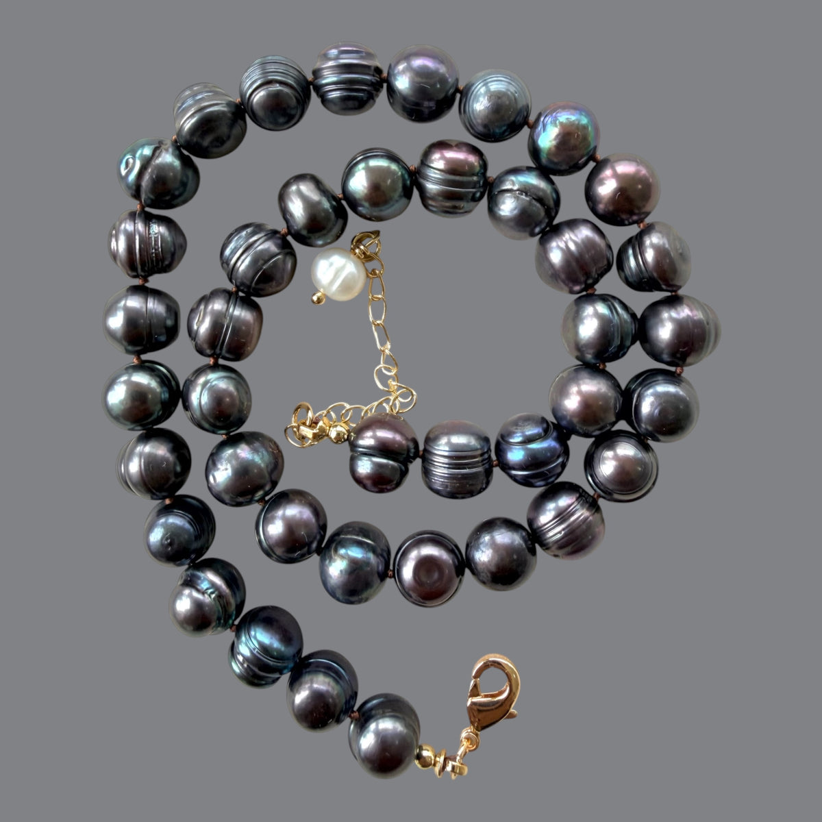 Eclipse - Peacock Freshwater Pearl